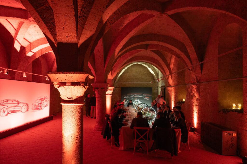 Audi Cena bóveda monasterio evento